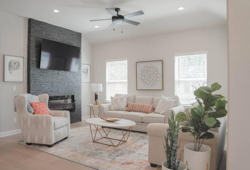 Lamar Villa-3 Bed 2.5 Bath With Outdoor Kitchen San Antonio Exterior photo